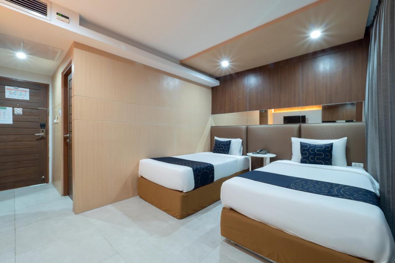 CAPITAL O 1088 Golden Dragon Beach Resort Landkreis Landkreis Bang Lamung Exterior foto