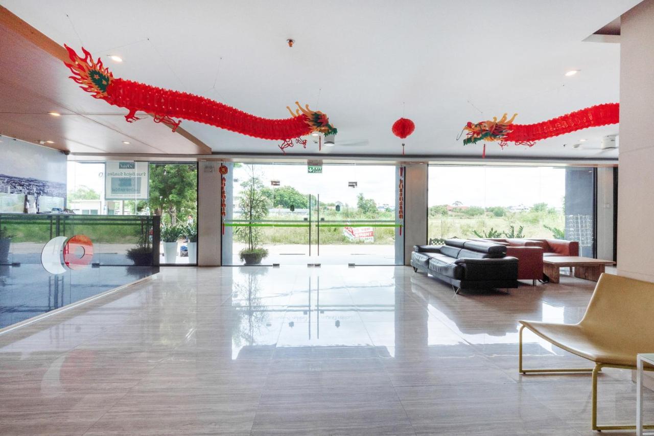 CAPITAL O 1088 Golden Dragon Beach Resort Landkreis Landkreis Bang Lamung Exterior foto
