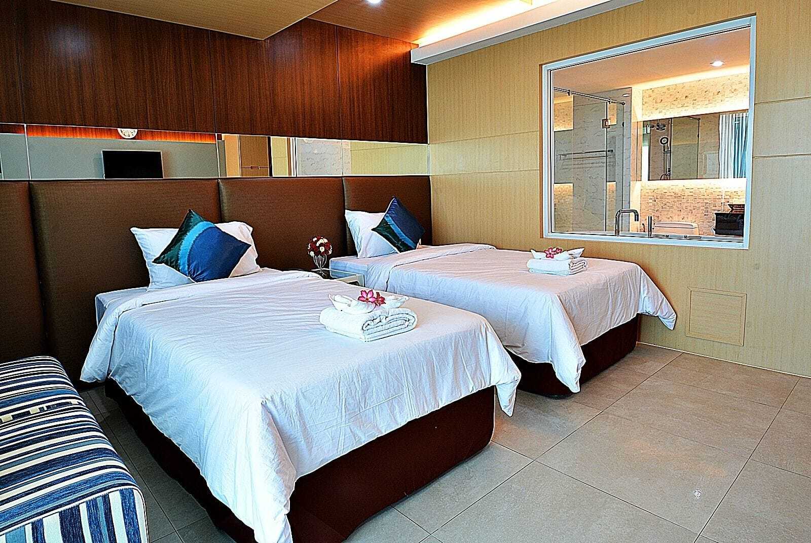 CAPITAL O 1088 Golden Dragon Beach Resort Landkreis Landkreis Bang Lamung Exterior foto